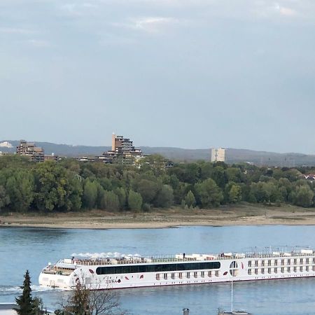 Rheinblick Sommershof Colonia Exterior foto